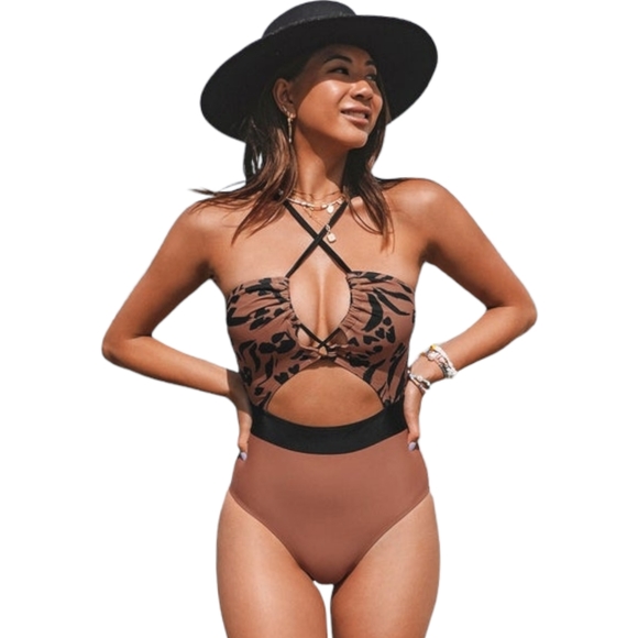 Cupshe Other - Cupshe Wild At Heart Tunneled Cut-Out One Piece Swimsuit
